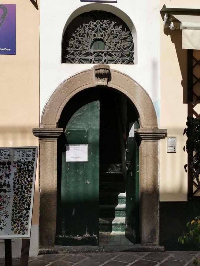 Morfeo33 Appartement Lipari  Buitenkant foto