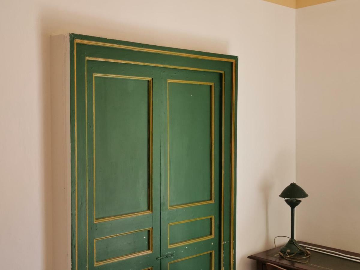 Morfeo33 Appartement Lipari  Buitenkant foto